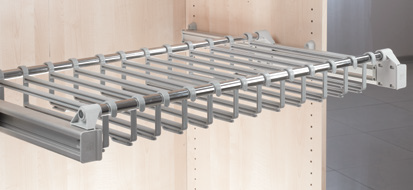 ΠΑΝΤΕΛΟΝΟΘΗΚΗ ΣΥΡΟΜΕΝΗ ΑΛΟΥΜΙΝΙΟΥ 75CM-115CM ME ΠΛΑΣΤΙΚΕΣ ΚΡΕΜΑΣΤΡΕΣ