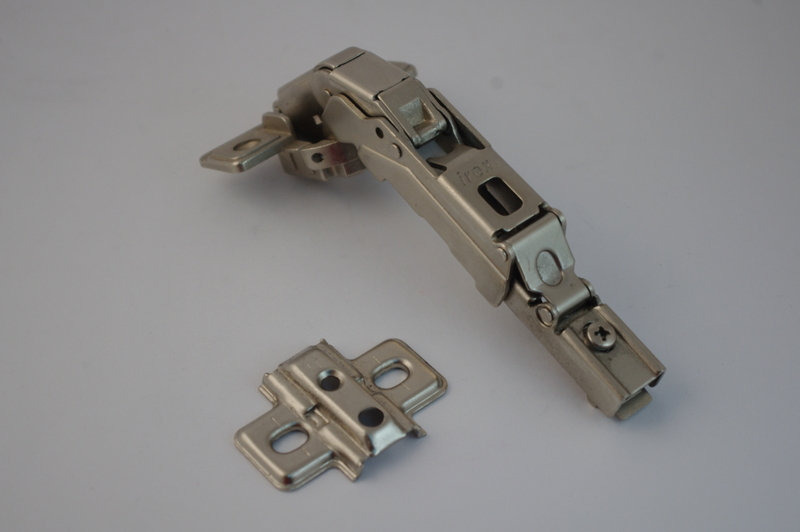 45066 ΜΕΝΤΕΣΕΣ ΙΣΙΟΣ ΚΟΥΜΠΩΤΟΣ 135ο ΚΟΜΠΛΕ