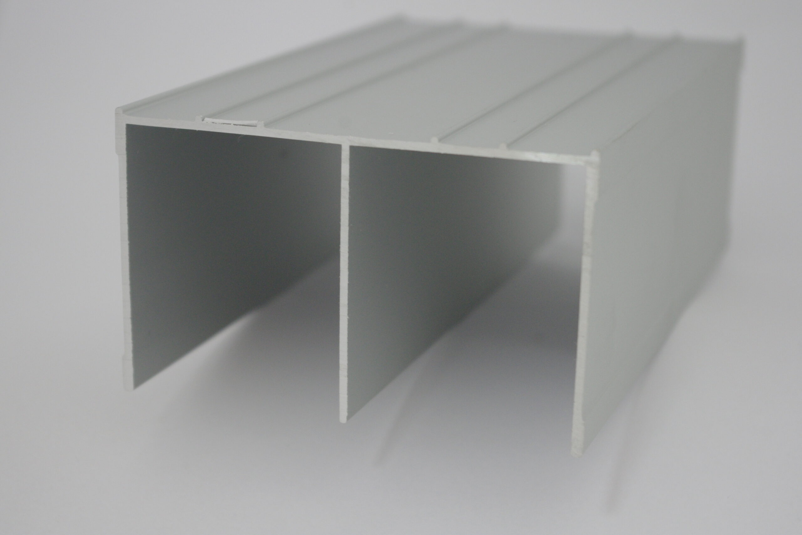 46815-scaled ΟΔΗΓΟΣ ΑΛΟΥΜΙΝΙΟΥ ΠΑΝΩ (LH-0239LH-8436)