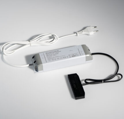 Τροφκό 220-240V 12Vdc 45W + διανομέας 10 συνδ.