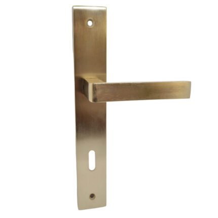 Πόμολο πόρτας ζαμακ τετράγωνη πλάκα